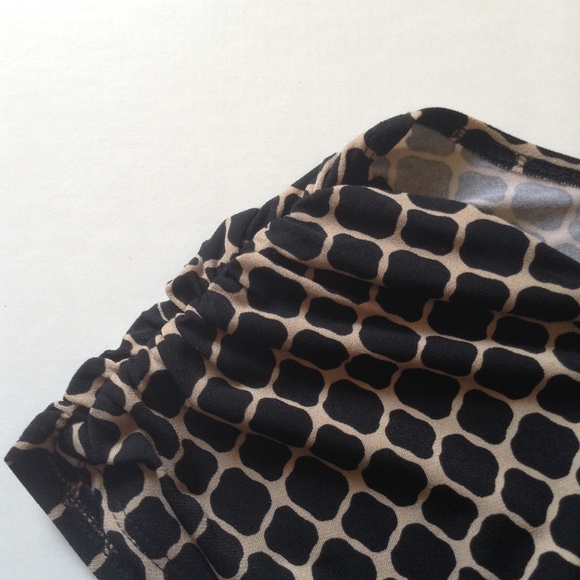 Enfocus Studio Geo Print Knit Shirred Dress - Picture 4 of 7